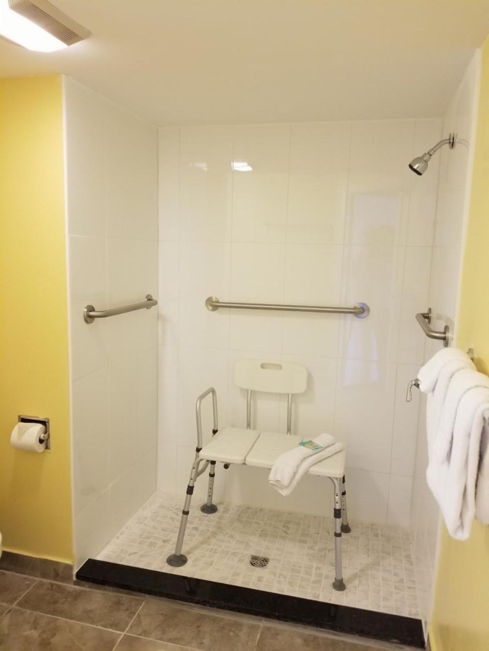 Shining Light Inn & Suites Main image